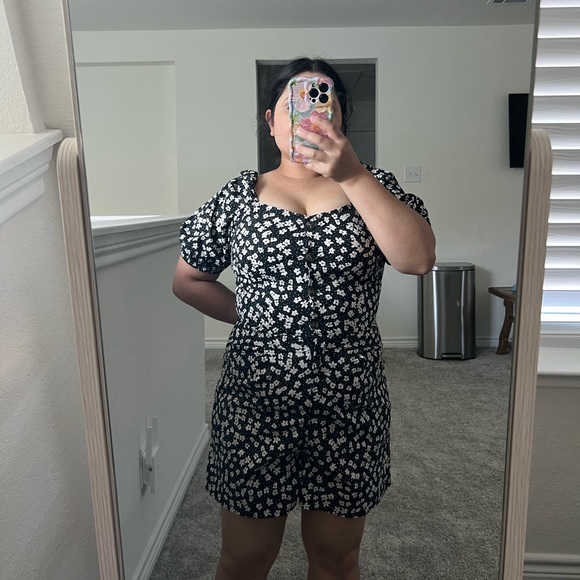 H&M floral romper - Picture 5 of 8